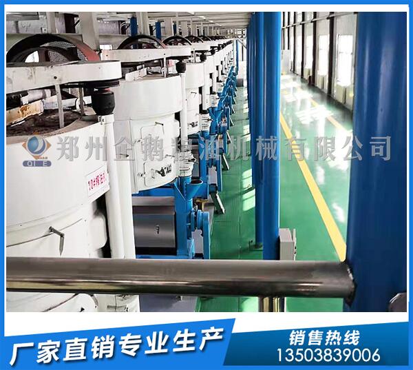 紫蘇籽榨油機(jī)選哪家?企鵝油脂設(shè)備創(chuàng)造商機(jī)(圖1) 紫蘇籽榨油生產(chǎn)線(xiàn)
